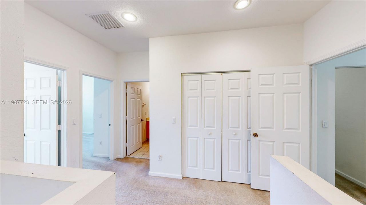 686 NE 21st Ave , Homestead, FL 33033 Photo