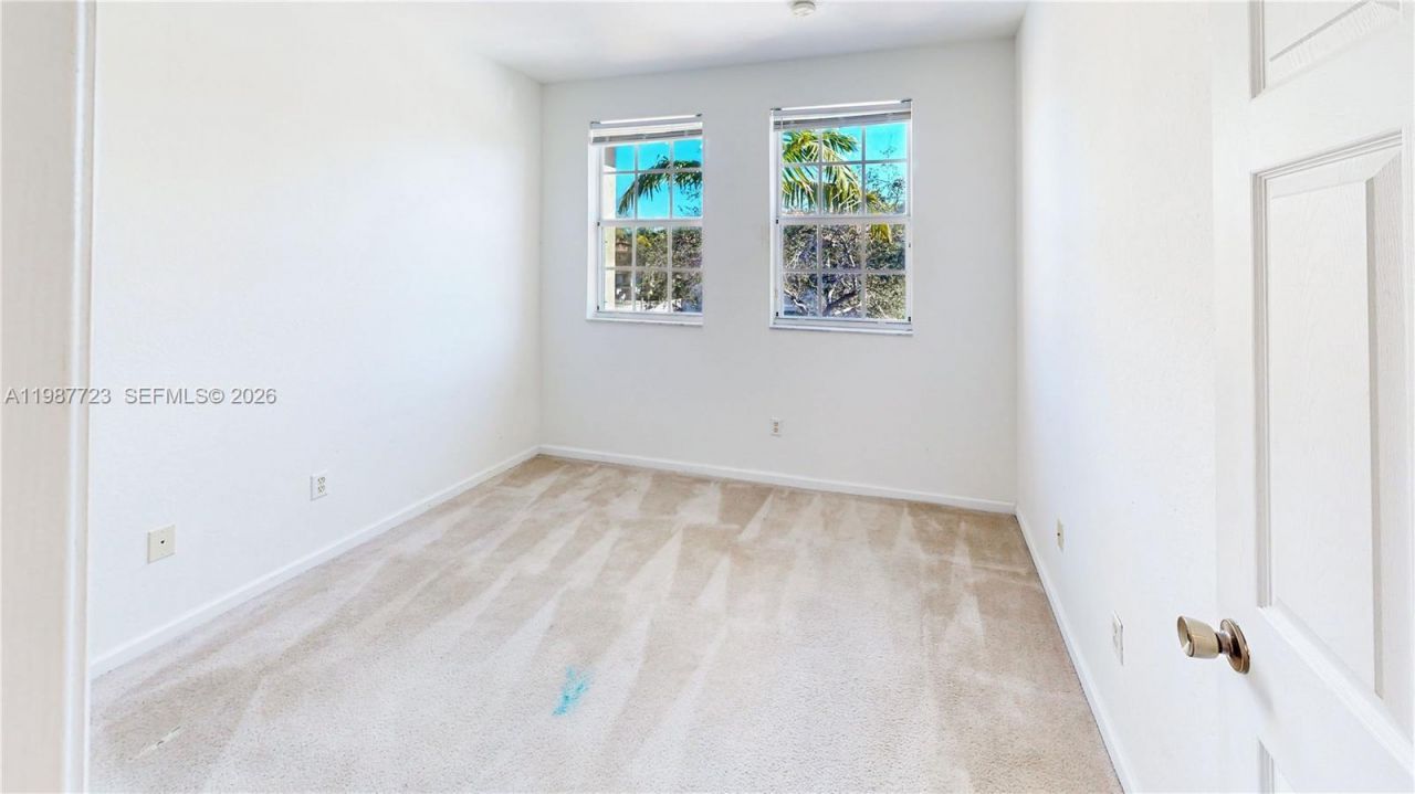 686 NE 21st Ave , Homestead, FL 33033 Photo