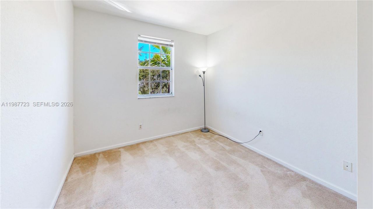 686 NE 21st Ave , Homestead, FL 33033 Photo