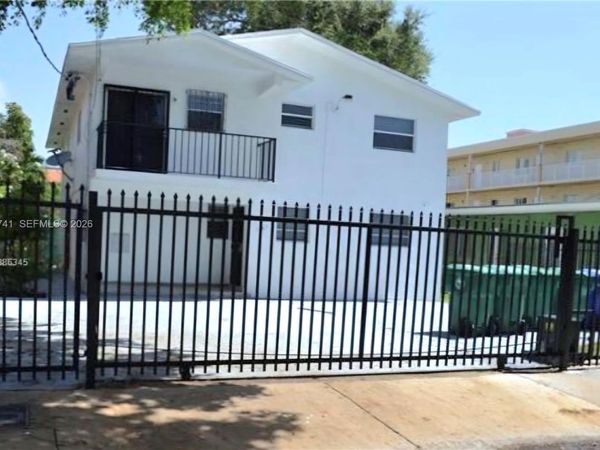 1467 SW 3rd St, Unit 2, Miami, FL 33135