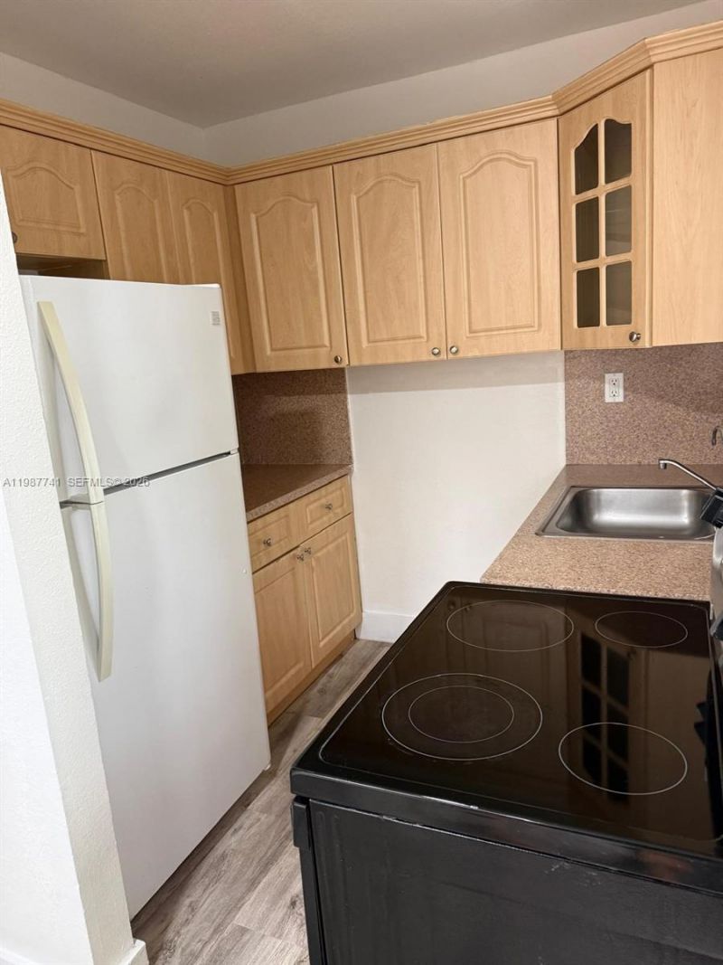1467 SW 3rd St, Unit 2, Miami, FL 33135 Photo