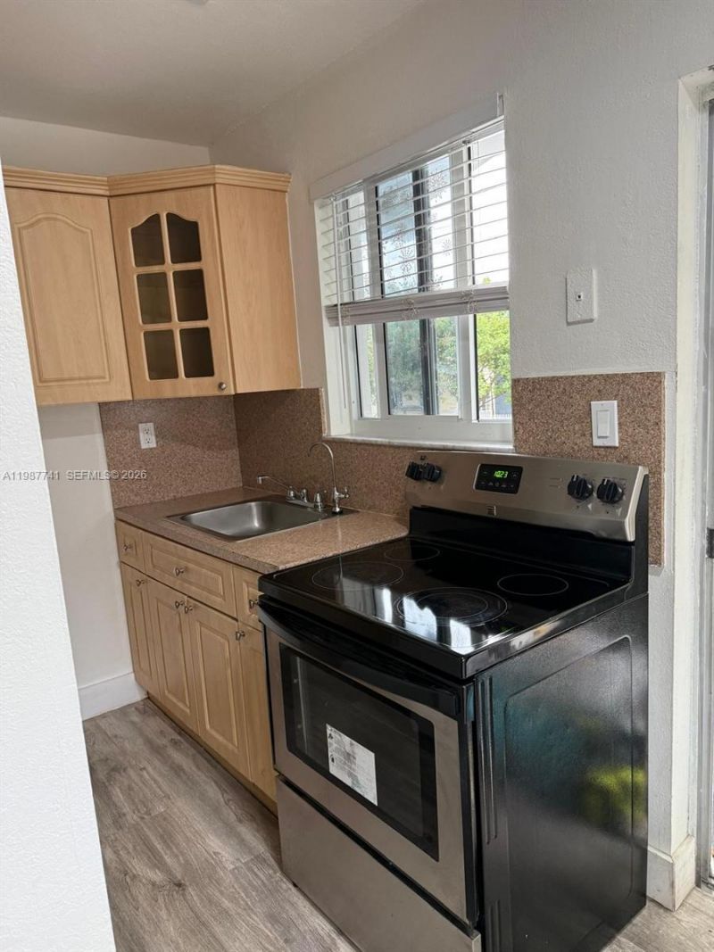 1467 SW 3rd St, Unit 2, Miami, FL 33135 Photo