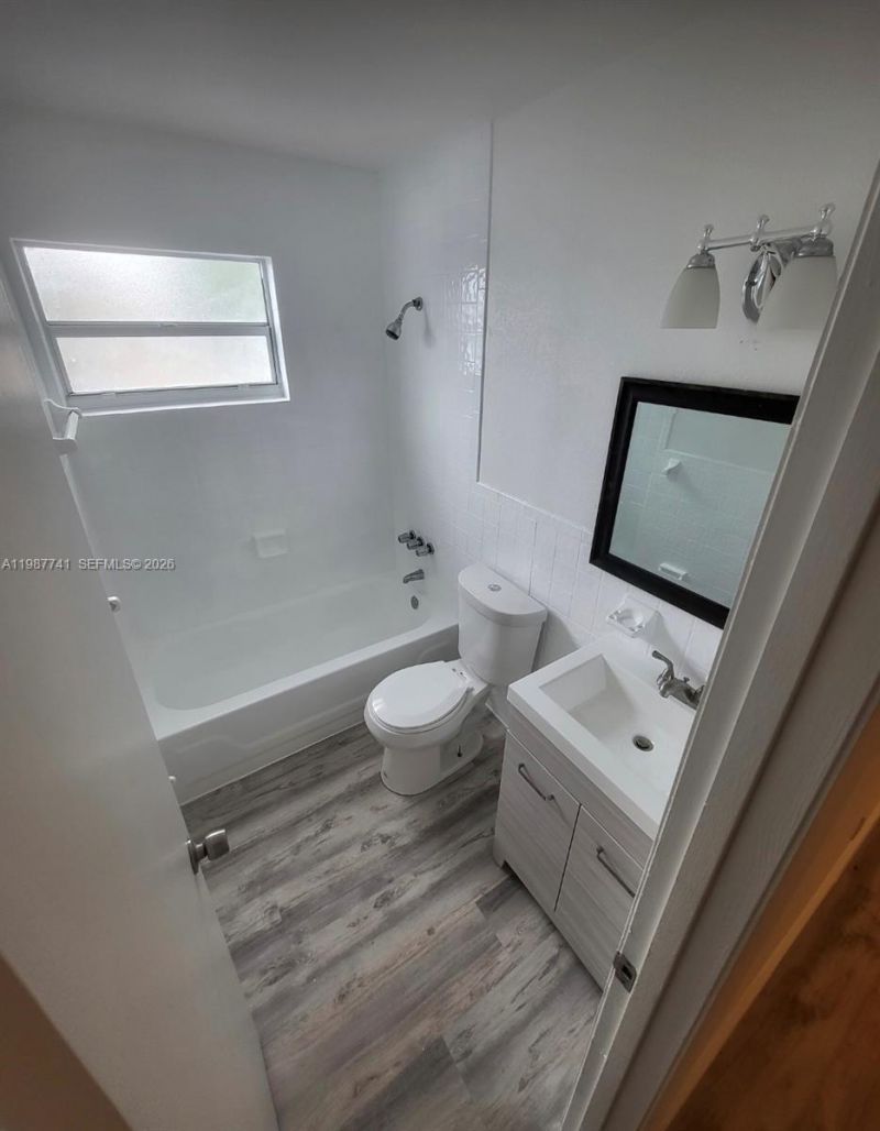 1467 SW 3rd St, Unit 2, Miami, FL 33135 Photo