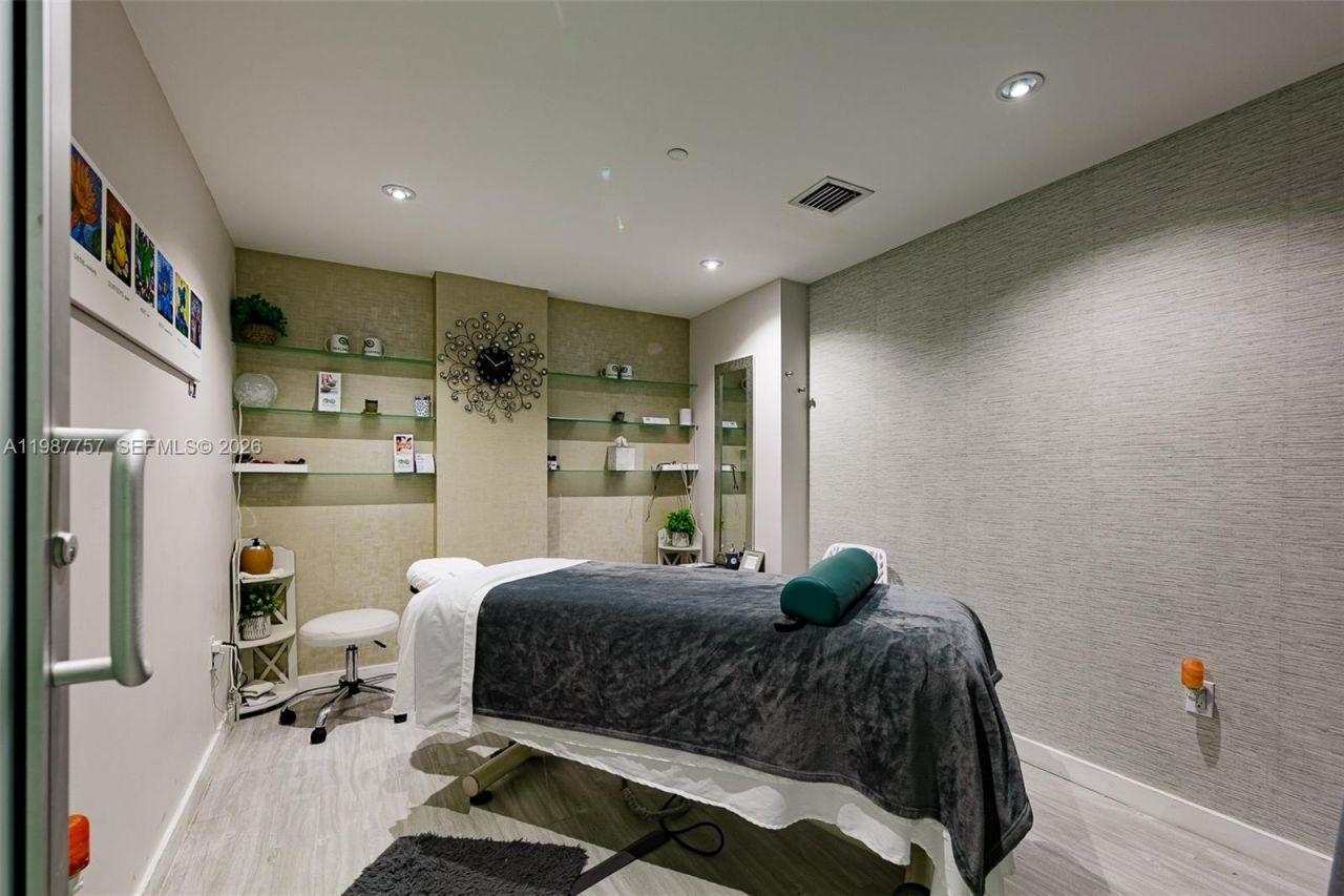 350 S Miami Avenue, Unit CUA, Miami, FL 33130 Photo