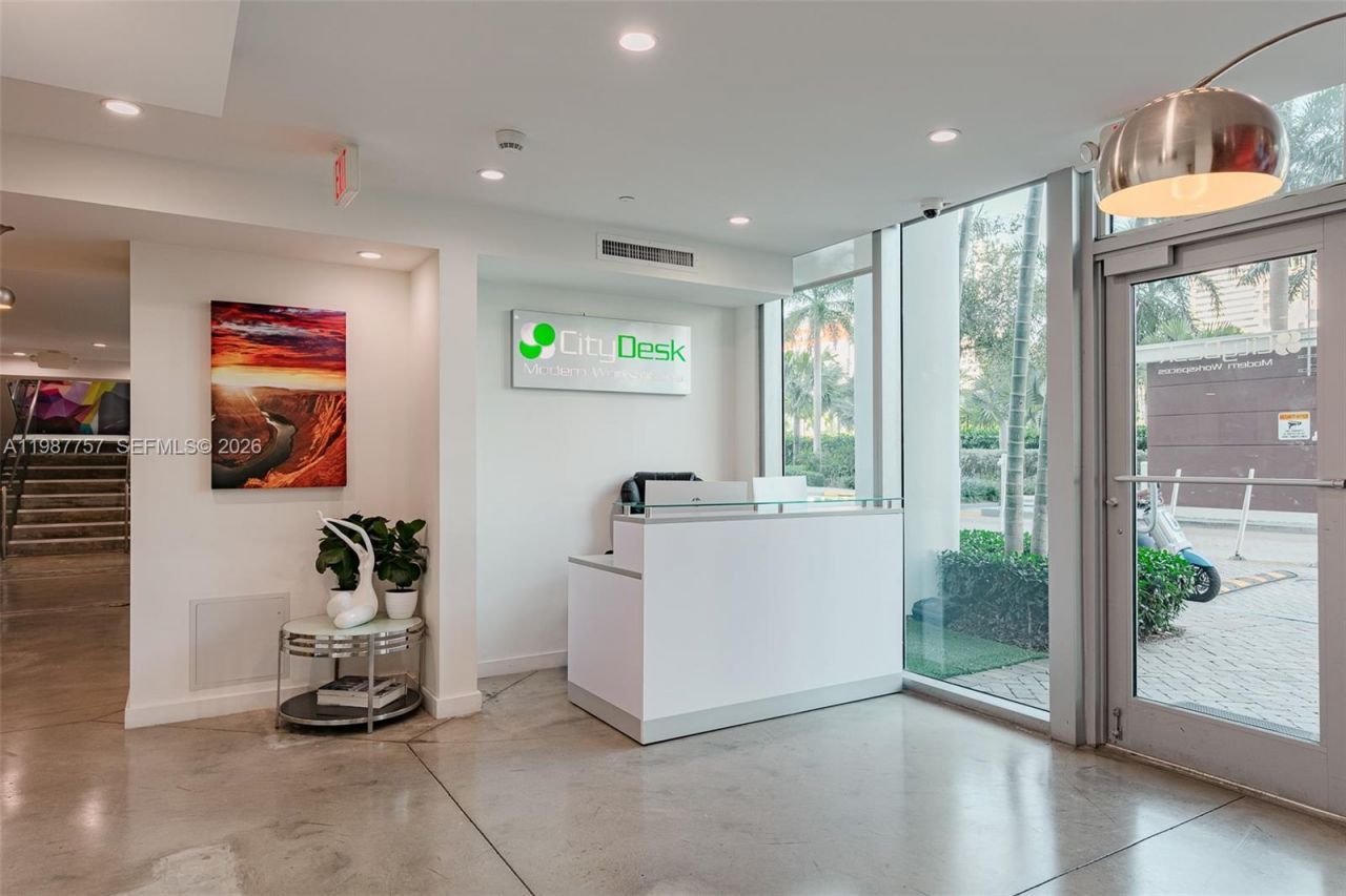 350 S Miami Avenue, Unit CUA, Miami, FL 33130 Photo