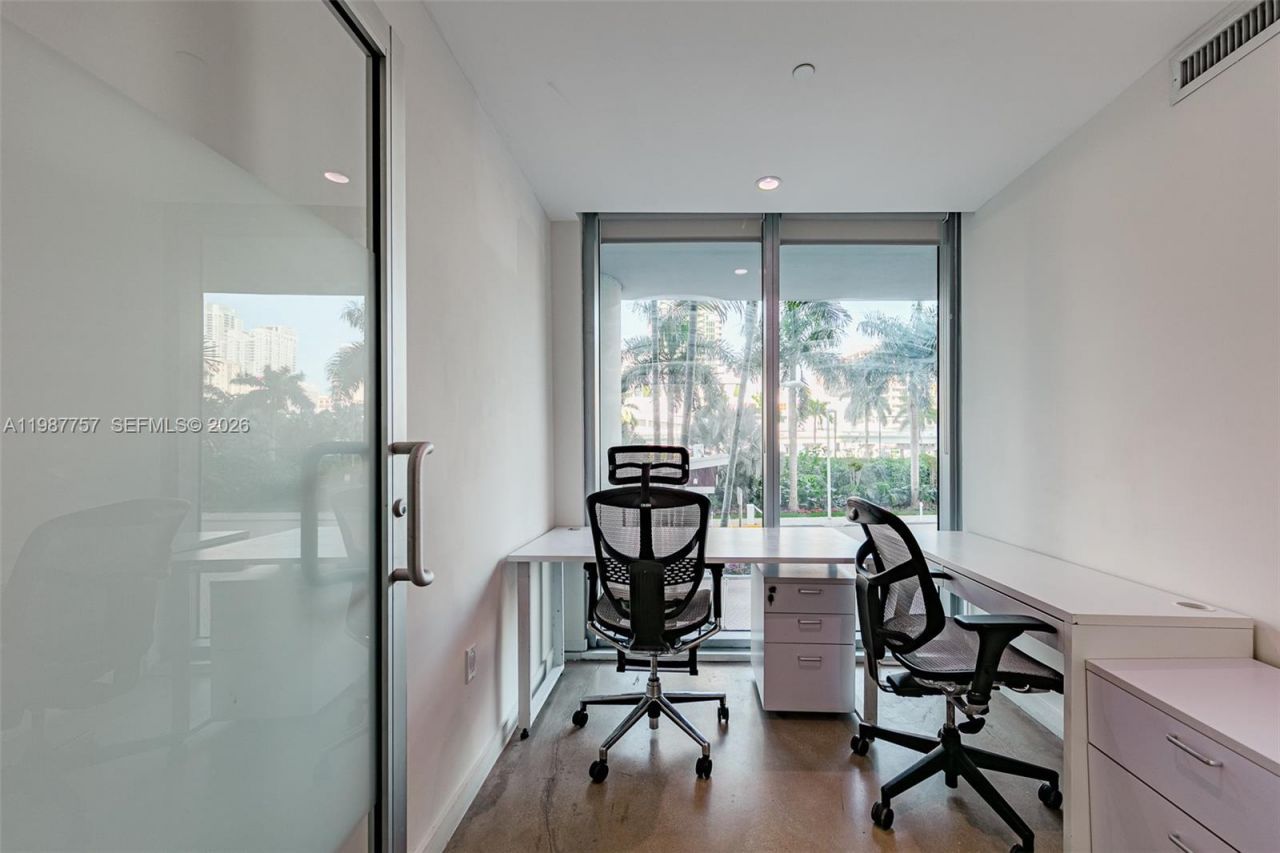 350 S Miami Avenue, Unit CUA, Miami, FL 33130 Photo