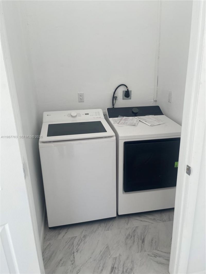 20700 SW 122nd Ave, Miami, FL 33177 Photo