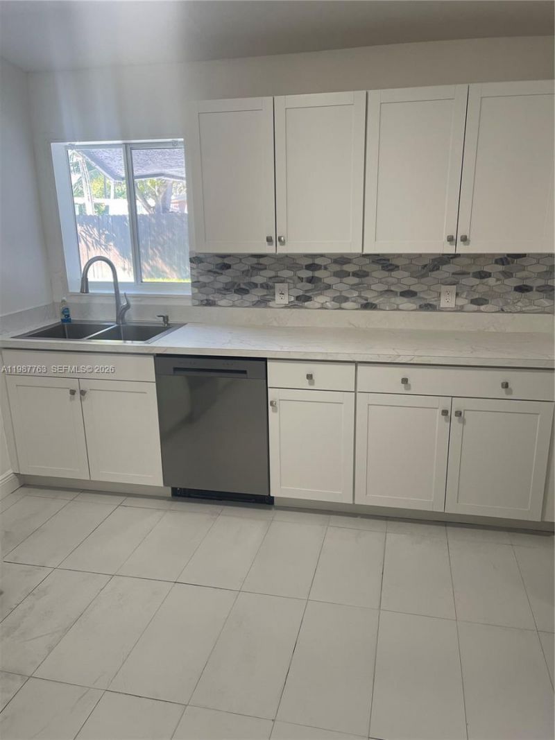 20700 SW 122nd Ave, Miami, FL 33177 Photo