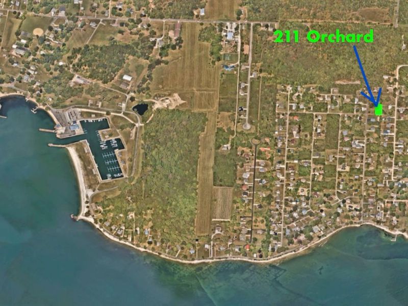 211 Orchard, Kelleys Island, OH 43438 Photo 4