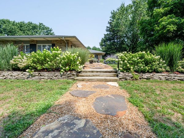 2585 Lake Bluff Terrace, St. Joseph, MI 49085