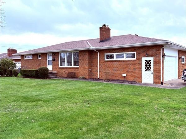 2215 Knollwood Avenue , Poland, OH 44514