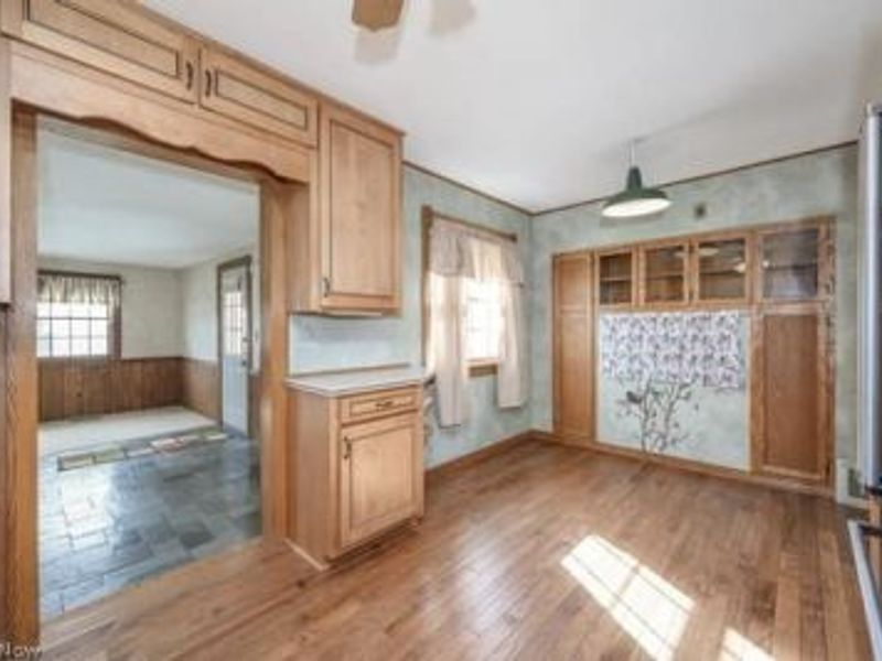 486 Royer Avenue NW, North Canton, OH 44720 Photo 10