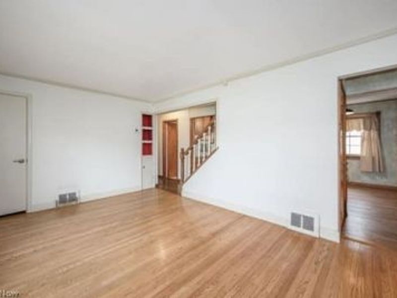 486 Royer Avenue NW, North Canton, OH 44720 Photo 6