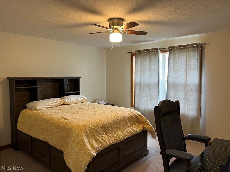 945 E Jackson Street, Millersburg, OH 44654 Photo 8