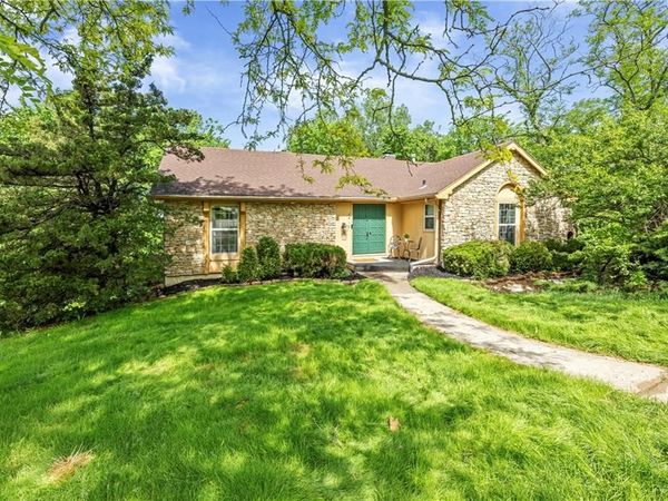 2416 E 110th Street, Kansas City, MO 64131