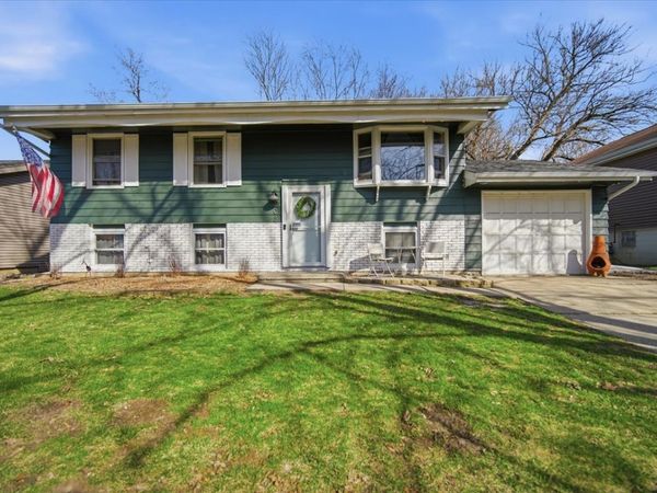 308 Columbia Drive , Normal, IL 61761