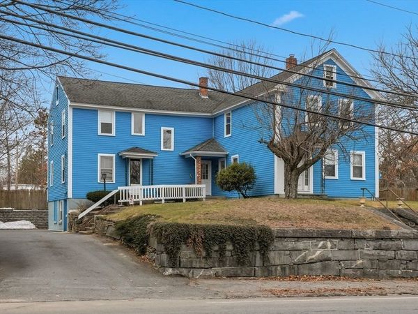 123 Lancaster St, Leominster, MA 01453