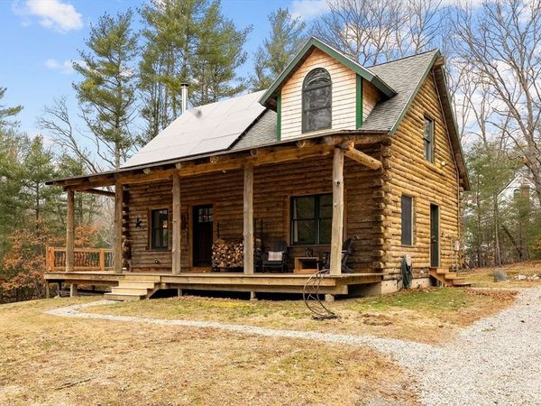 125 Brook St, Plympton, MA 02367