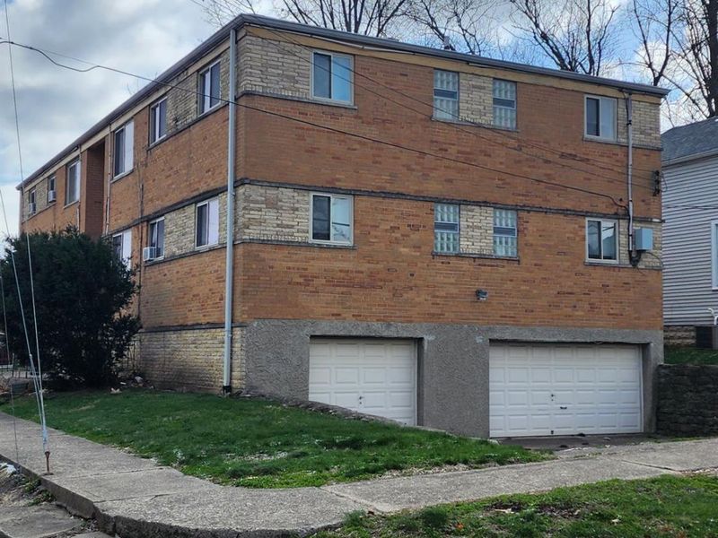 1725 Hastings Avenue, Mount Healthy, OH 45231 Photo 2