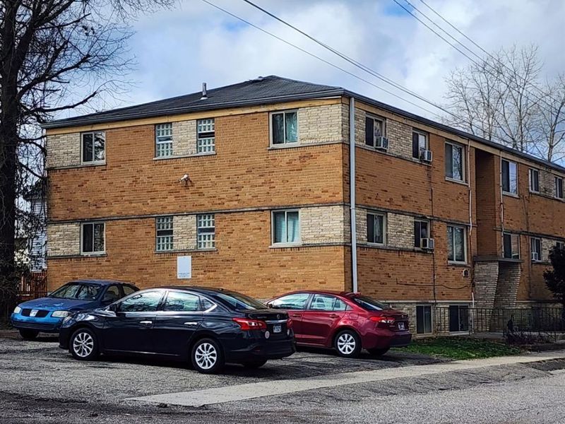 1725 Hastings Avenue, Mount Healthy, OH 45231 Photo 4