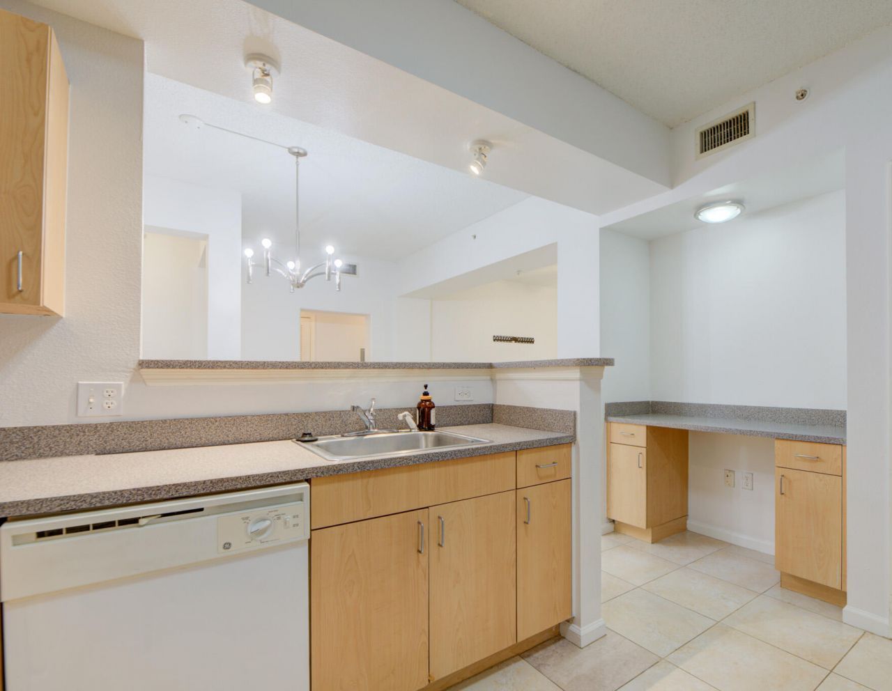 533 NE 3rd Avenue, Unit 131, Fort Lauderdale, FL 33301 Photo