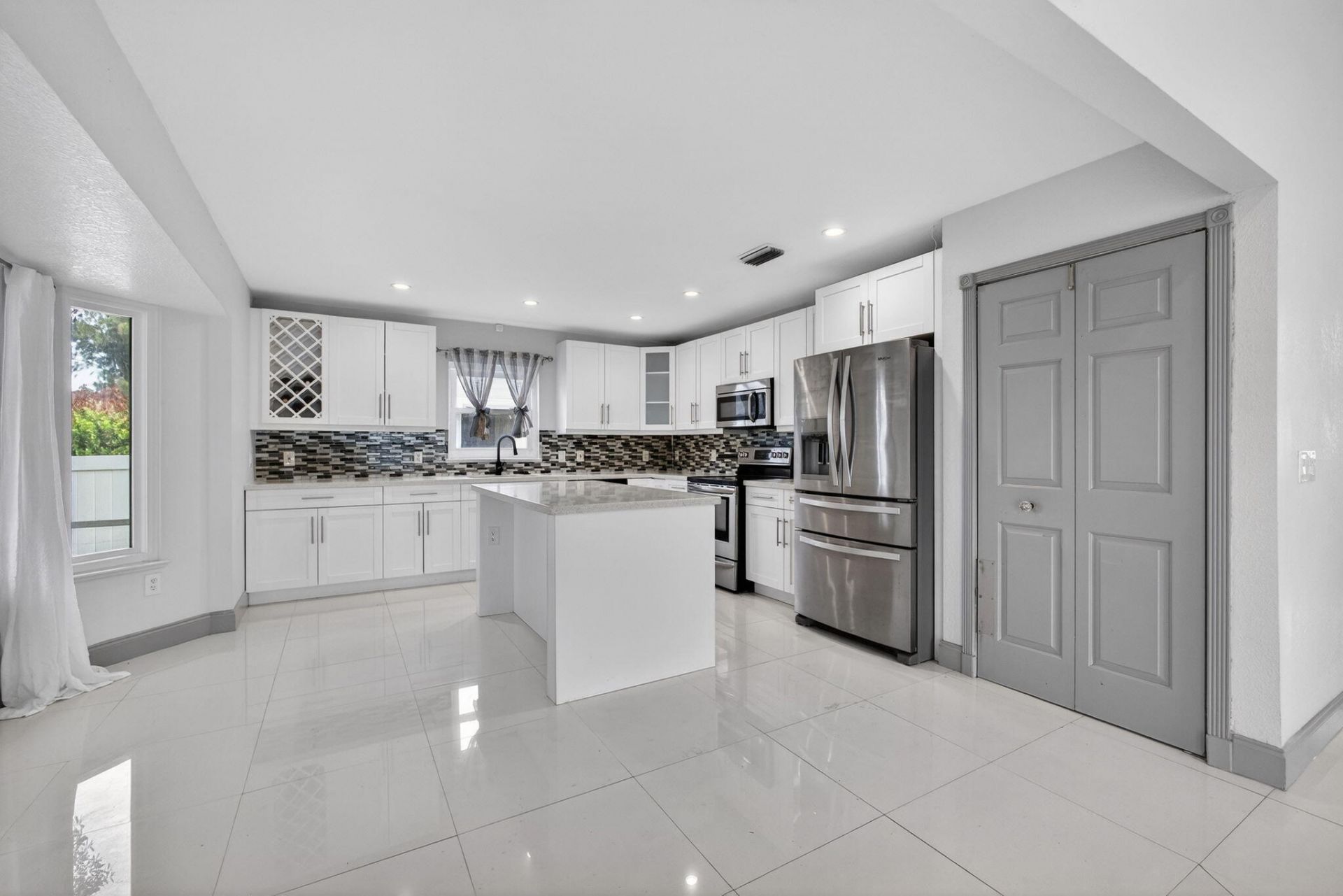 3251 SE Pinto Street, Port Saint Lucie, FL 34984 Photo