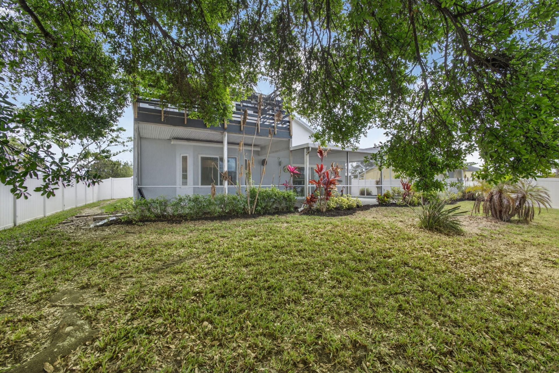 3251 SE Pinto Street, Port Saint Lucie, FL 34984 Photo