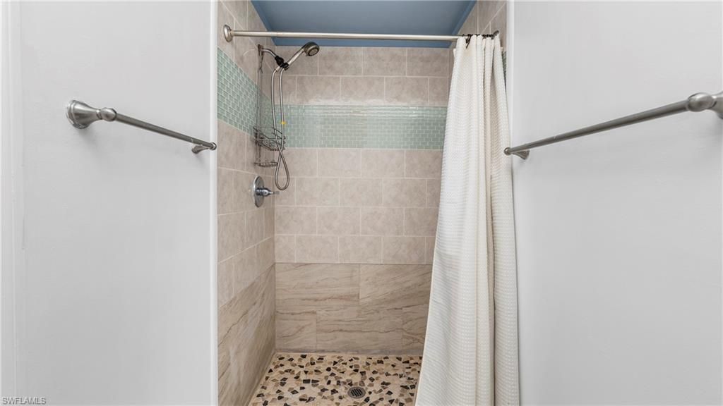 851 Manatee Rd, Naples, FL 34114 Photo