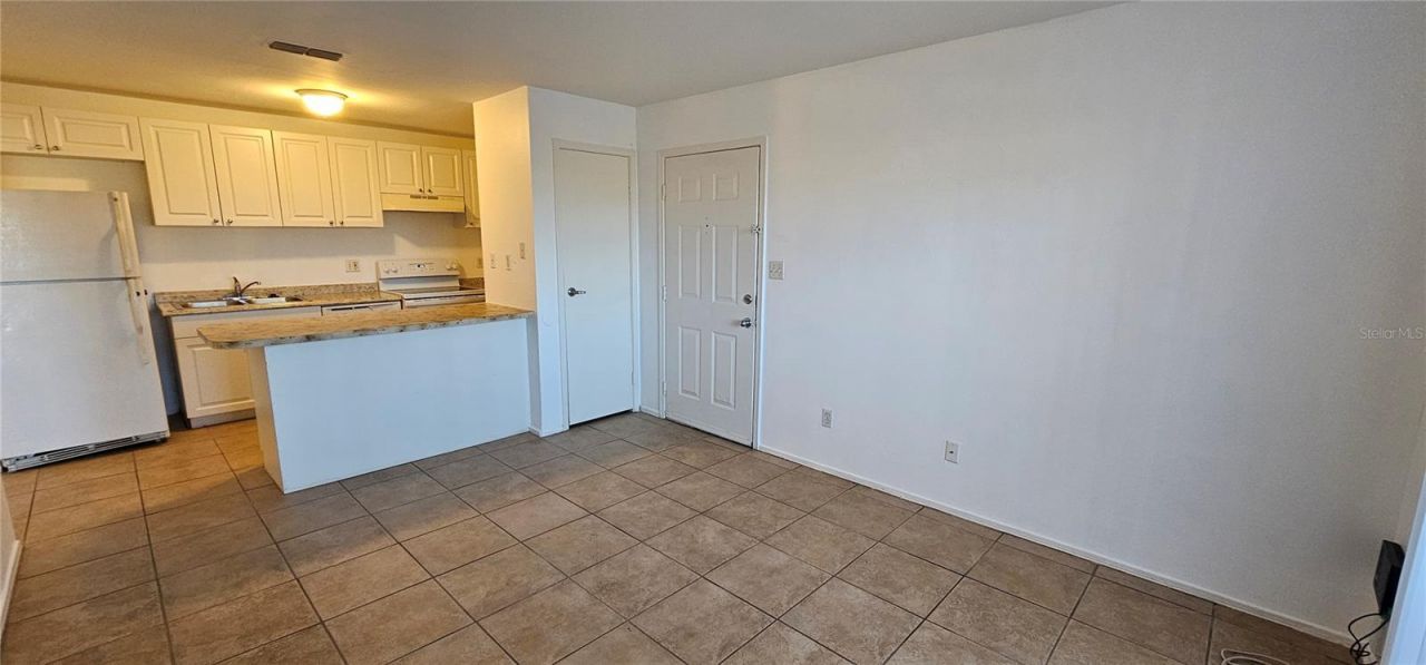 1400 Gandy Boulevard N, Unit 512, Saint Petersburg, FL 33702 Photo