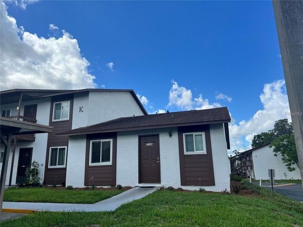 39132 COUNTY ROAD 54 , Unit 2246, ZEPHYRHILLS, FL 33542