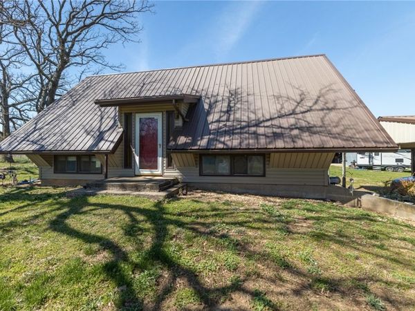 9628 Ruby Hall Road , Gentry, AR 72734