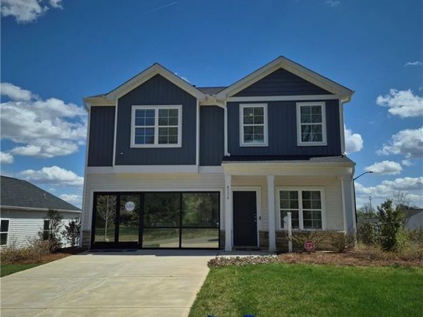 4736 Bell West Drive, Kernersville, NC 27284