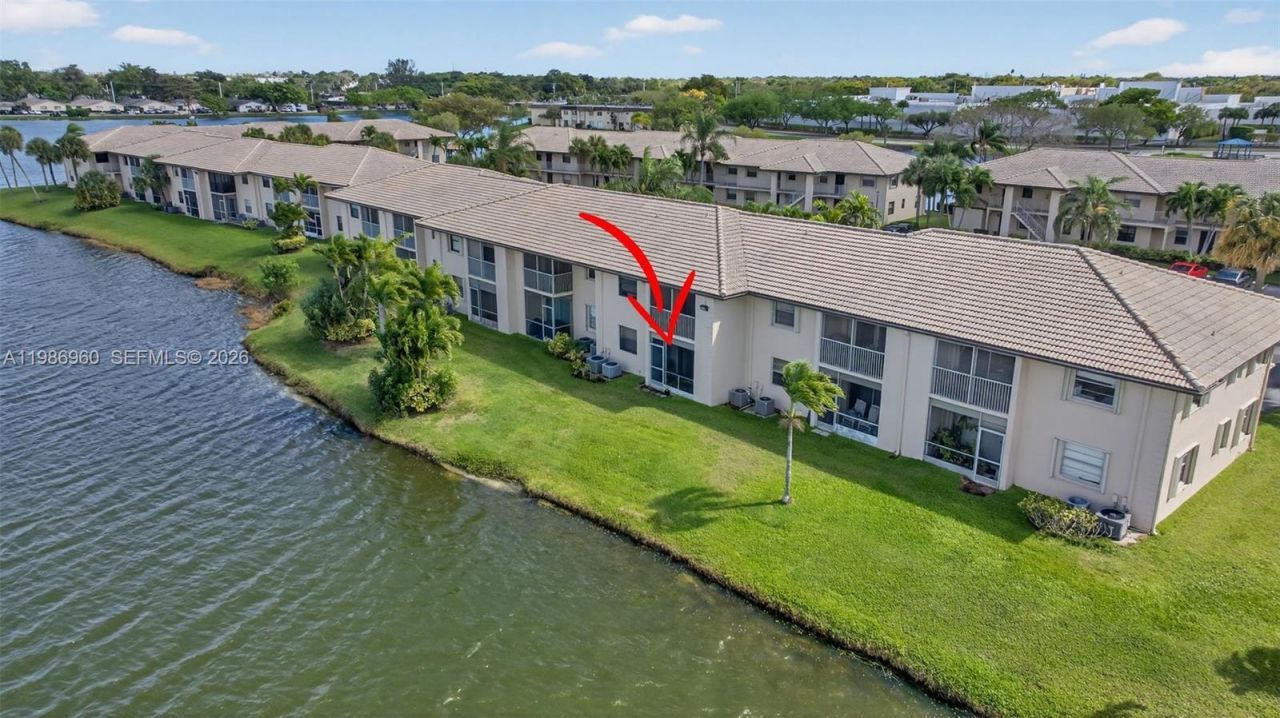 5520 Lakeside Dr , Unit 105, Margate, FL 33063 Photo