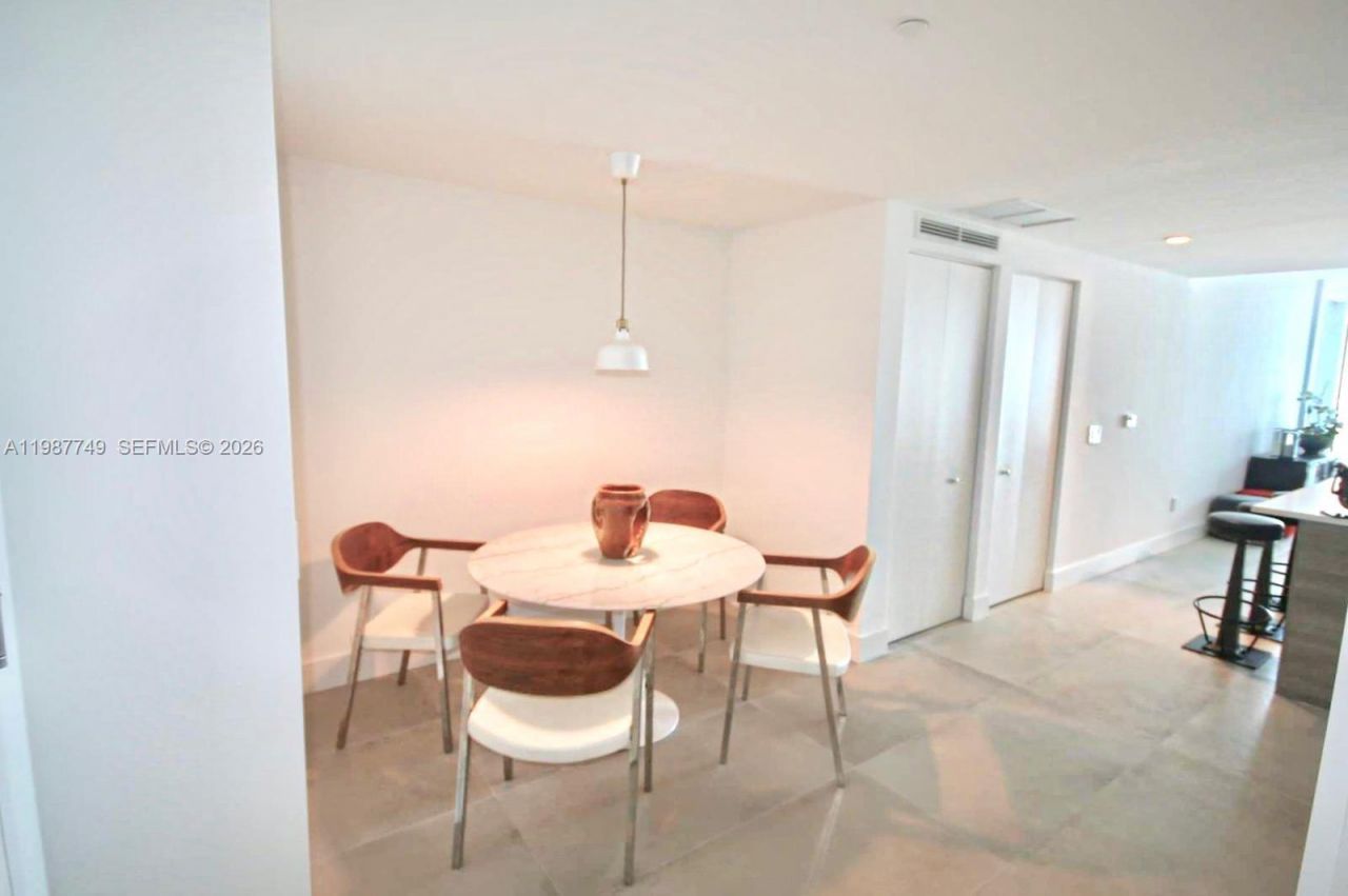 650 NE 32nd St , Unit 4206, Miami, FL 33137 Photo