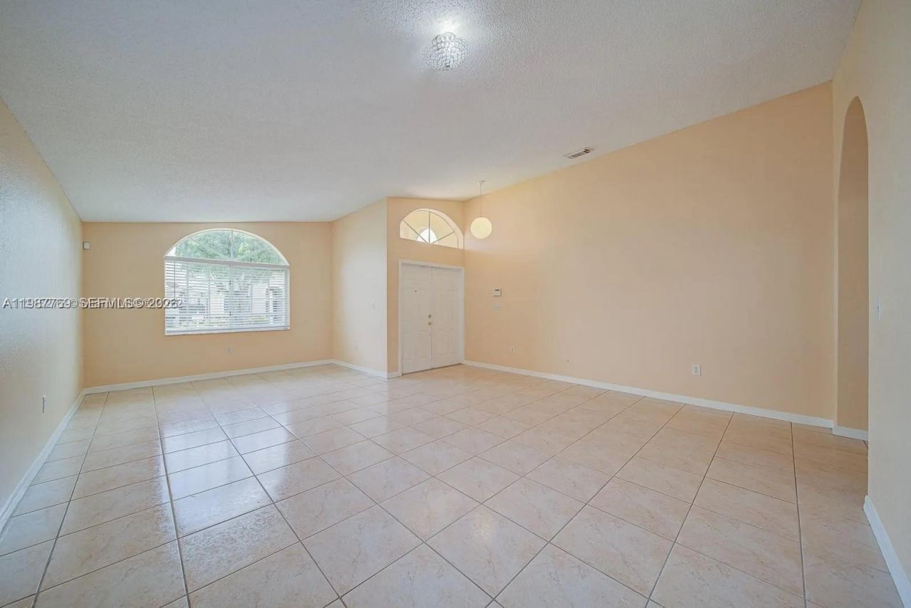 15339 SW 32nd Ter , Miami, FL 33185 Photo