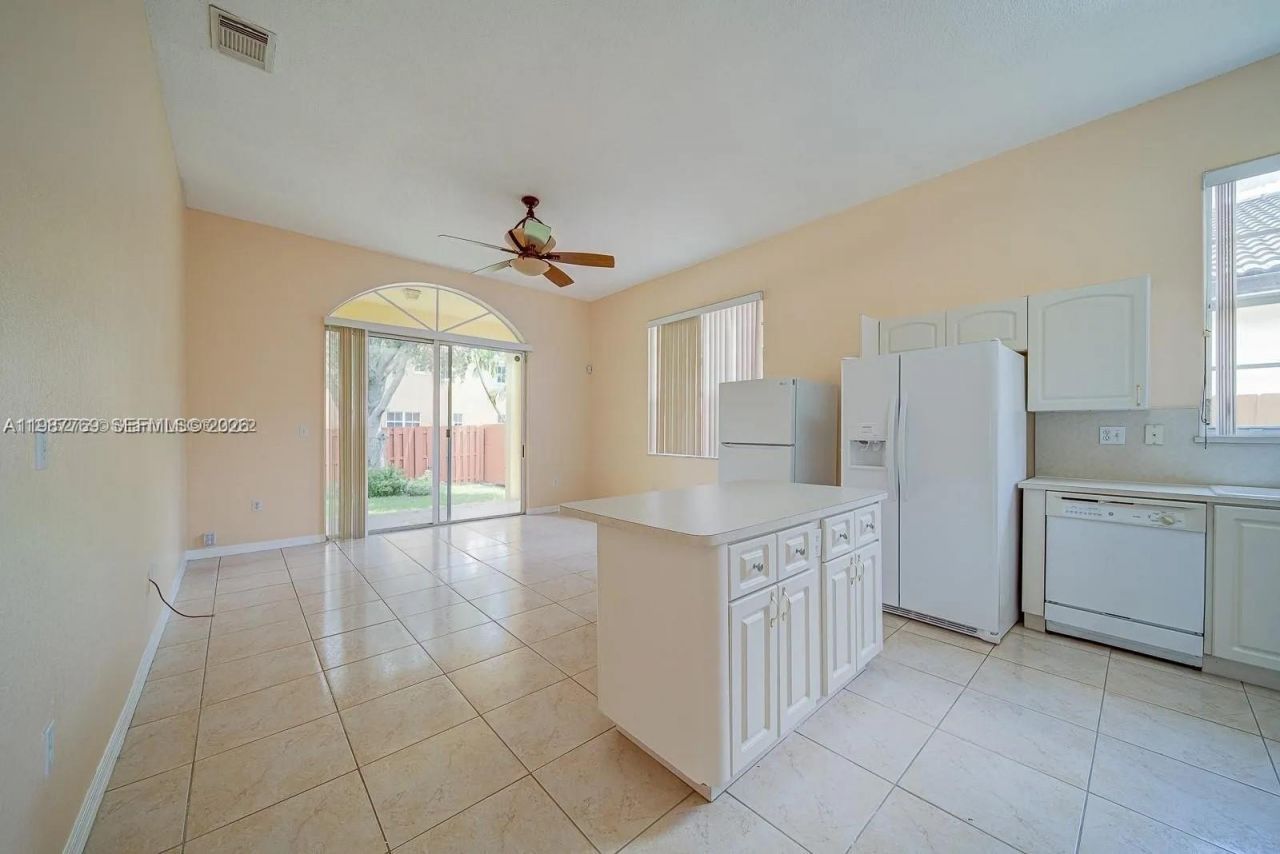 15339 SW 32nd Ter , Miami, FL 33185 Photo