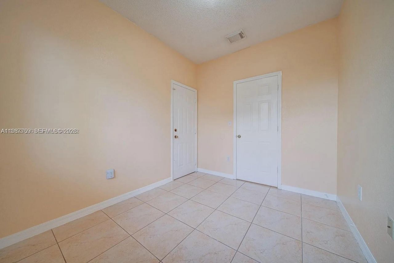 15339 SW 32nd Ter , Miami, FL 33185 Photo