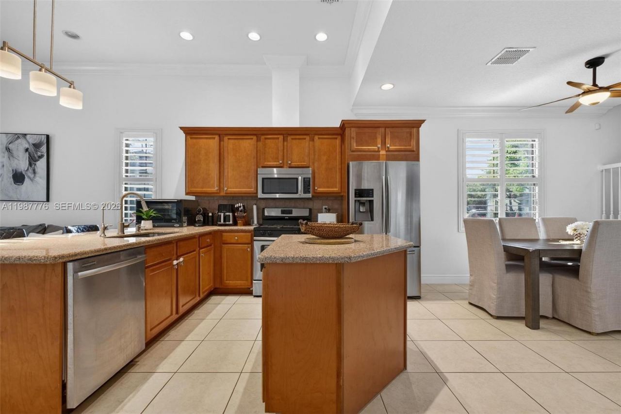 12490 NW 33rd St , Sunrise, FL 33323 Photo