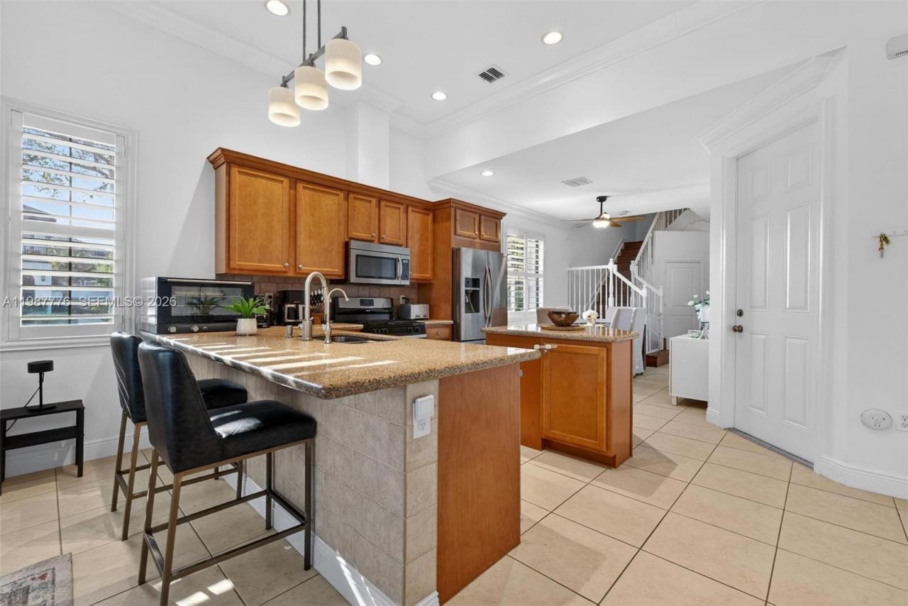 12490 NW 33rd St , Sunrise, FL 33323 Photo