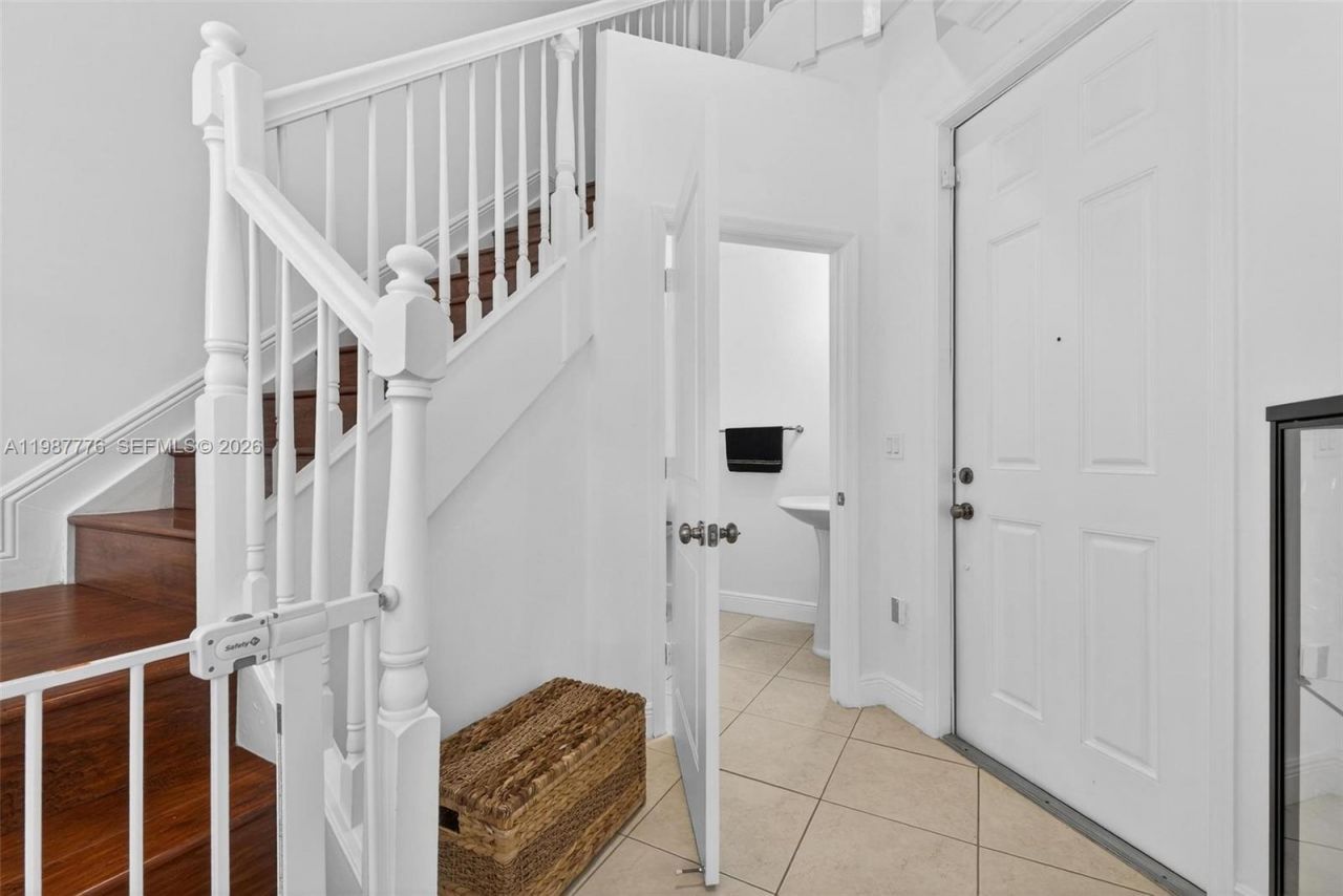 12490 NW 33rd St , Sunrise, FL 33323 Photo