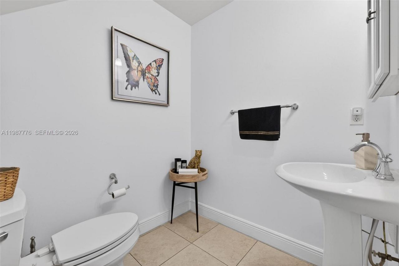 12490 NW 33rd St , Sunrise, FL 33323 Photo