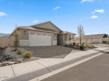 11174 Freedom Range Lane, Reno, NV 89521