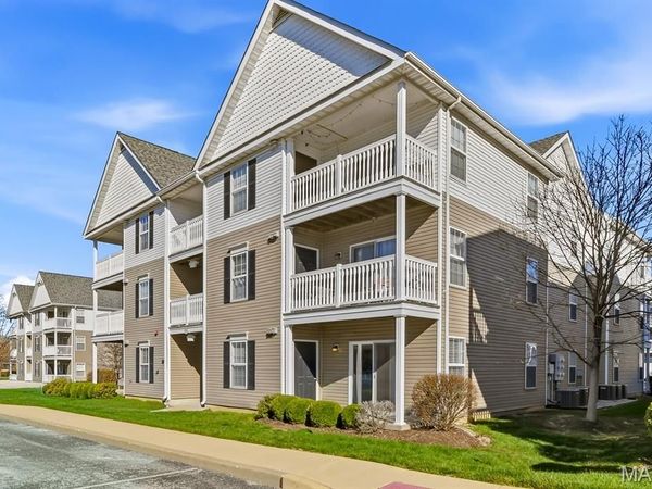 9755 Newham Drive, Unit 10D, St Louis, MO 63123