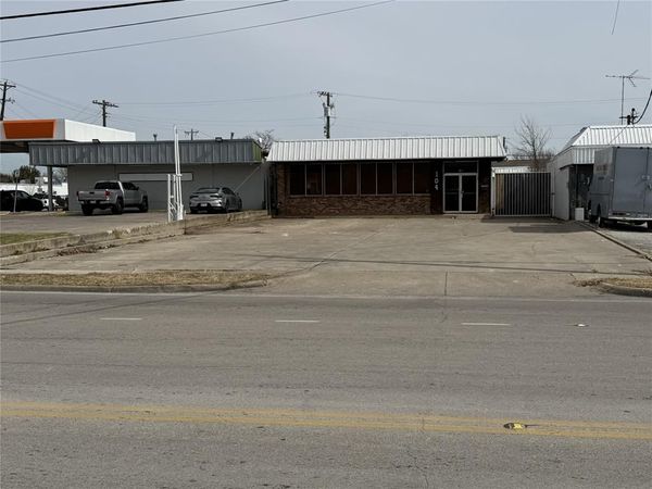 104 S Rogers Road, Irving, TX 75060