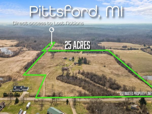 8591 Reading Road E, Pittsford, MI 49271