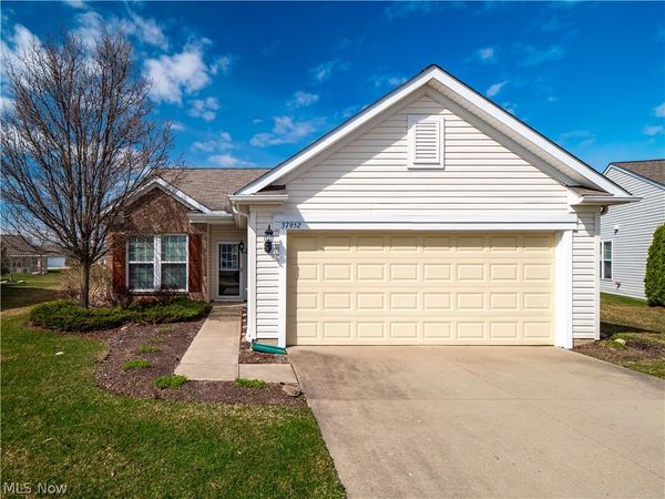 37952 Ashfield Way , North Ridgeville, OH 44039