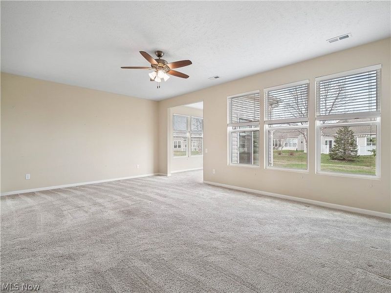 37952 Ashfield Way, North Ridgeville, OH 44039 Photo 8