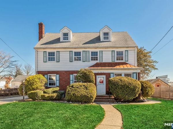 164 Chestnut Street, GARFIELD, NJ 07026