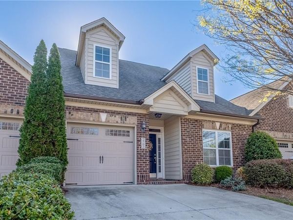 2703 Kingsbury Court , Burlington, NC 27215