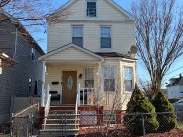 35 Franklin Ave, Clifton, NJ 07011